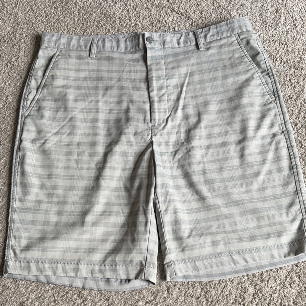 FootJoy Gray Flat Front Shorts for Casual Wear